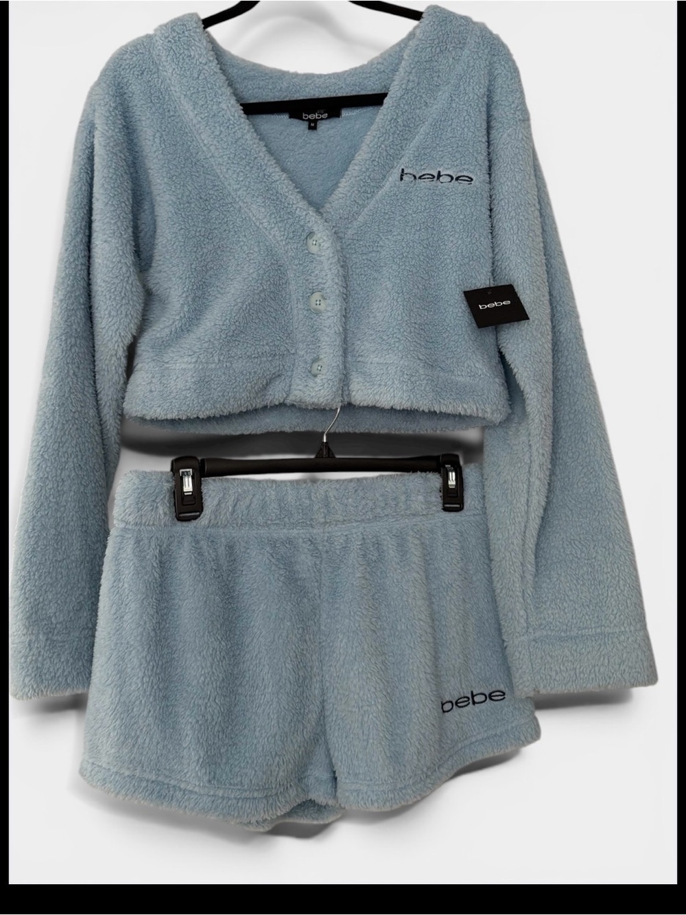 NWT Bebe Baby Blue Plush Fleece 2-Piece Lounge Set Cardigan & Shorts – Size M